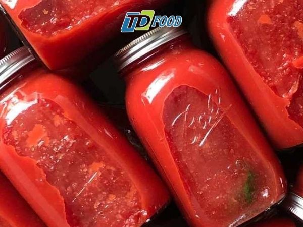 Mua bột cà chua sẵn có lợi gì cho doanh nghiệp?